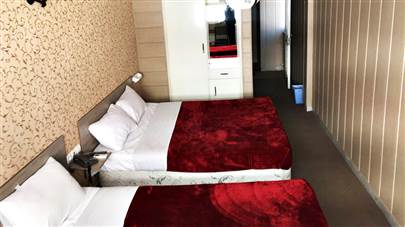 اتاق سه تخته هتل آریانا شیراز